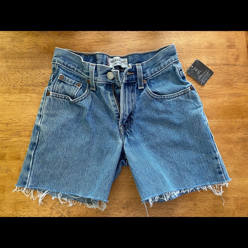 Vintage Levi’s 550 highwaisted shorts